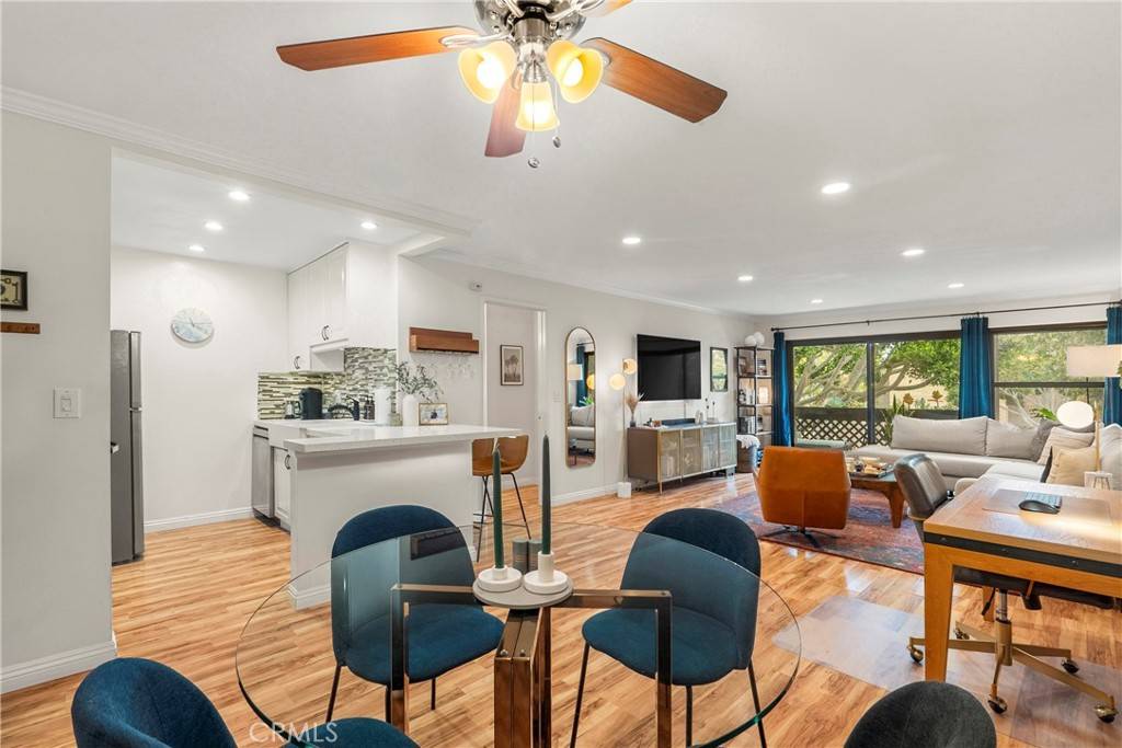 Playa Del Rey, CA 90293,7742 Redlands ST #H1027