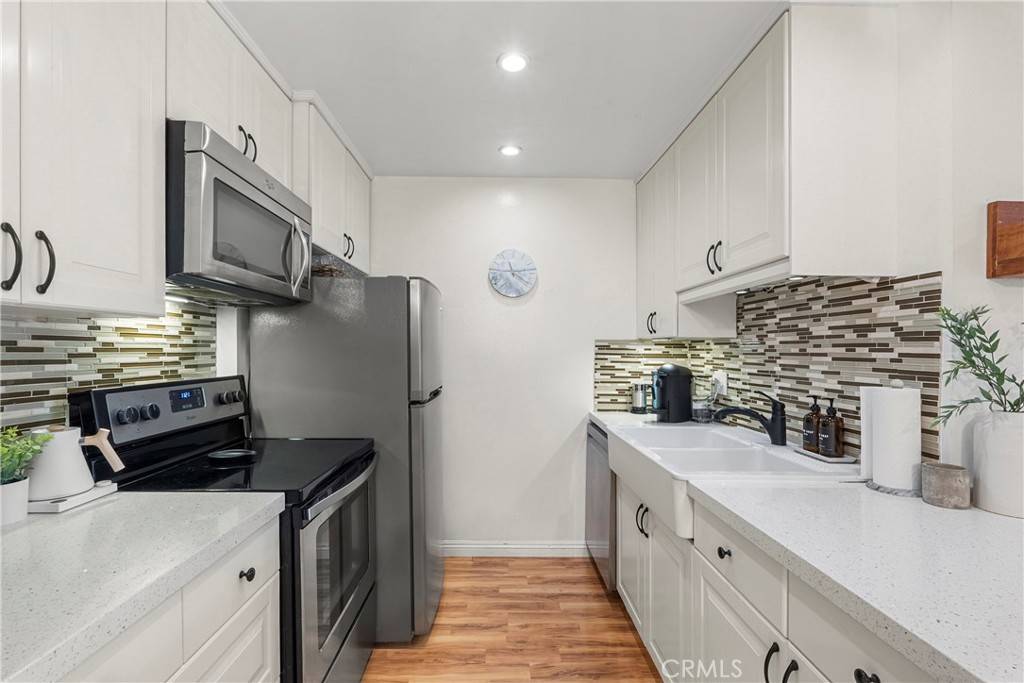Playa Del Rey, CA 90293,7742 Redlands ST #H1027