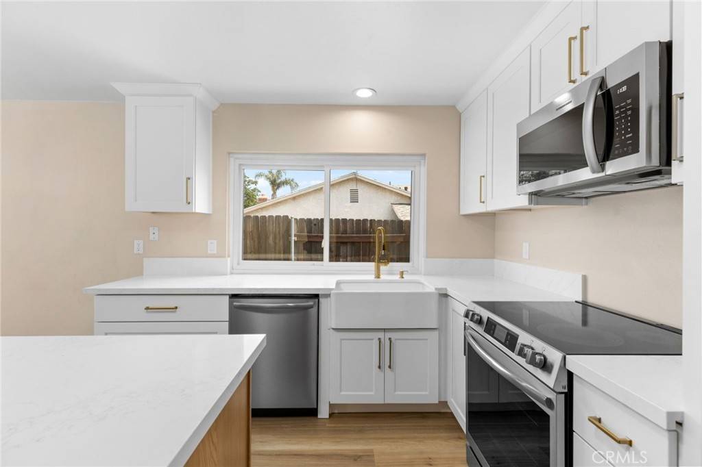 Corona, CA 92882,1692 Taylor AVE