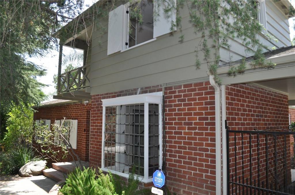 La Canada Flintridge, CA 91011,5227 Alta Canyada RD