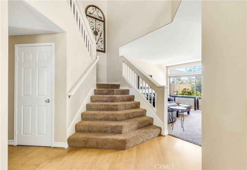 Laguna Niguel, CA 92677,100 Stoney