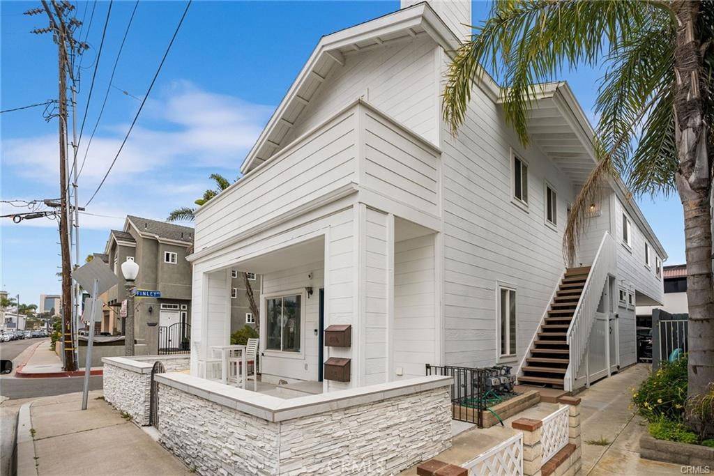 Newport Beach, CA 92663,410 Clubhouse AVE