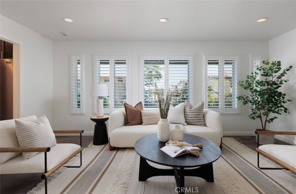 Irvine, CA 92604,81 Golden Glen Street #1