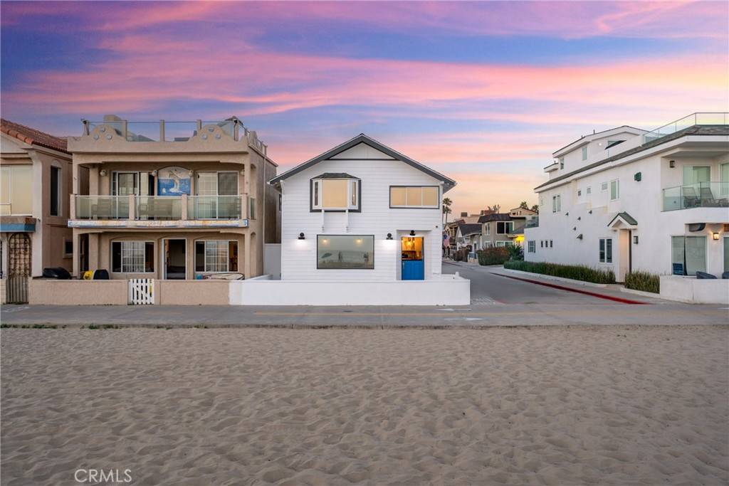 Newport Beach, CA 92663,2500 W Oceanfront