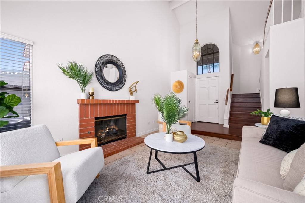 Rancho Santa Margarita, CA 92688,16 Snowberry
