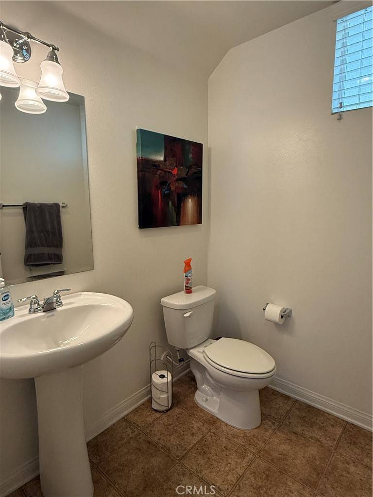 Eastvale, CA 92880,13038 58th St