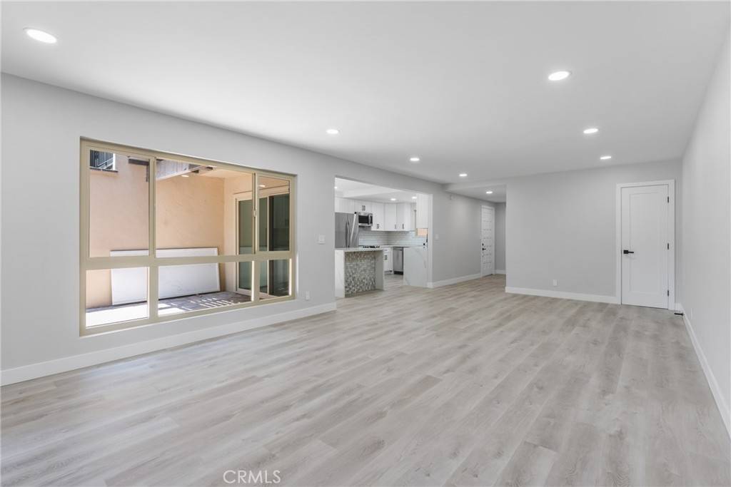 Costa Mesa, CA 92626,3008 Club House Circle