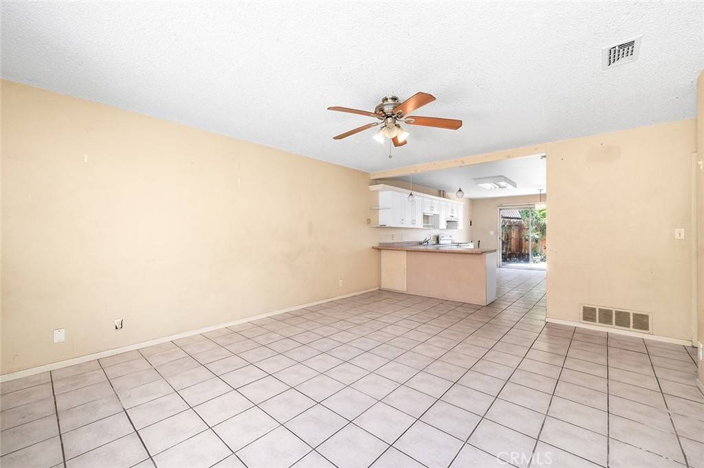 Santa Ana, CA 92704,2500 S Salta ST #18