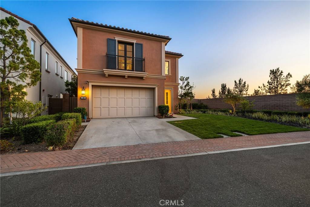 Irvine, CA 92602,168 Bellini