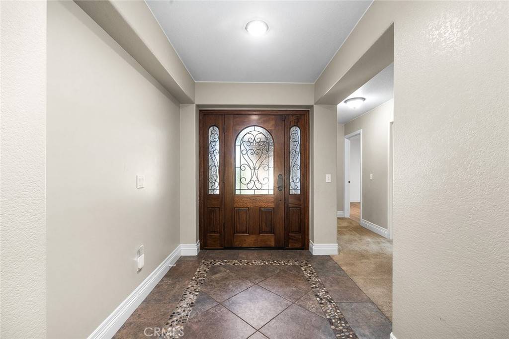 Corona, CA 92881,464 Appleby ST