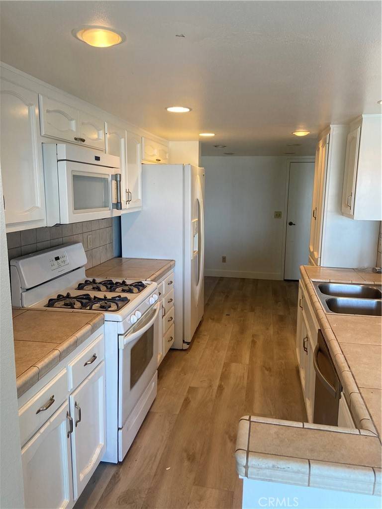 Dana Point, CA 92624,26012 Vista DR E