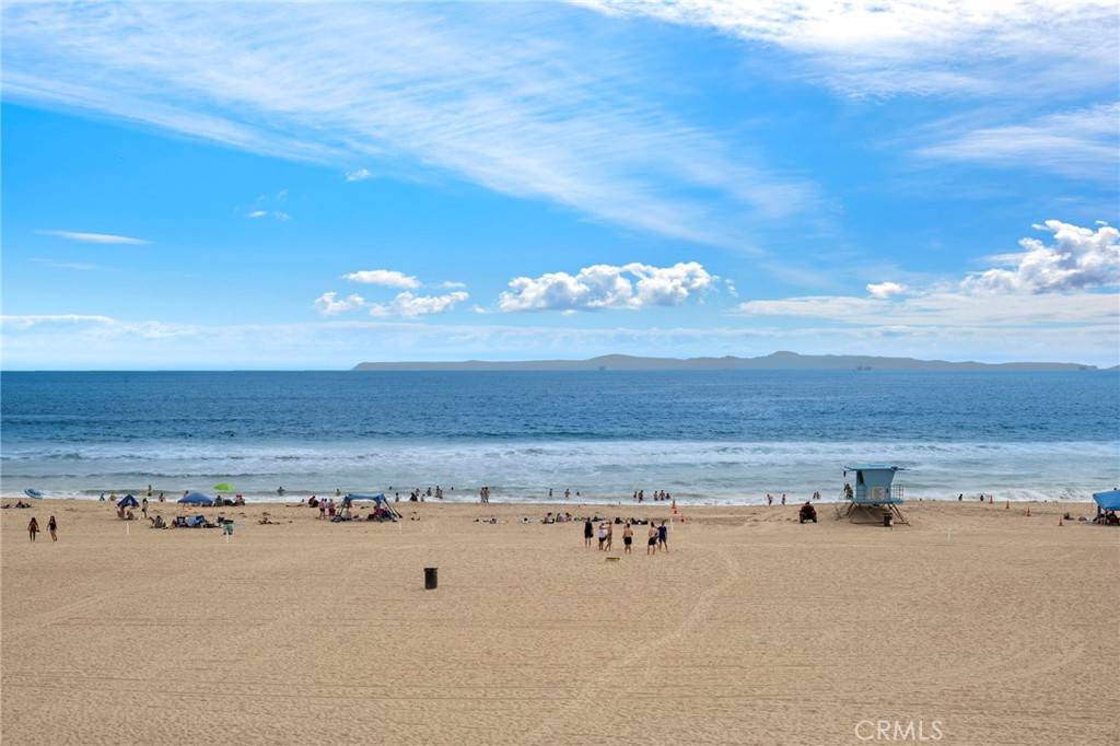 Huntington Beach, CA 92648,711 Pacific Coast #308