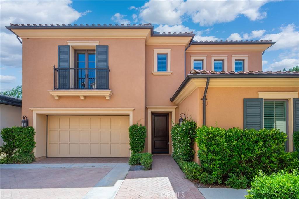 Irvine, CA 92602,111 Vigna