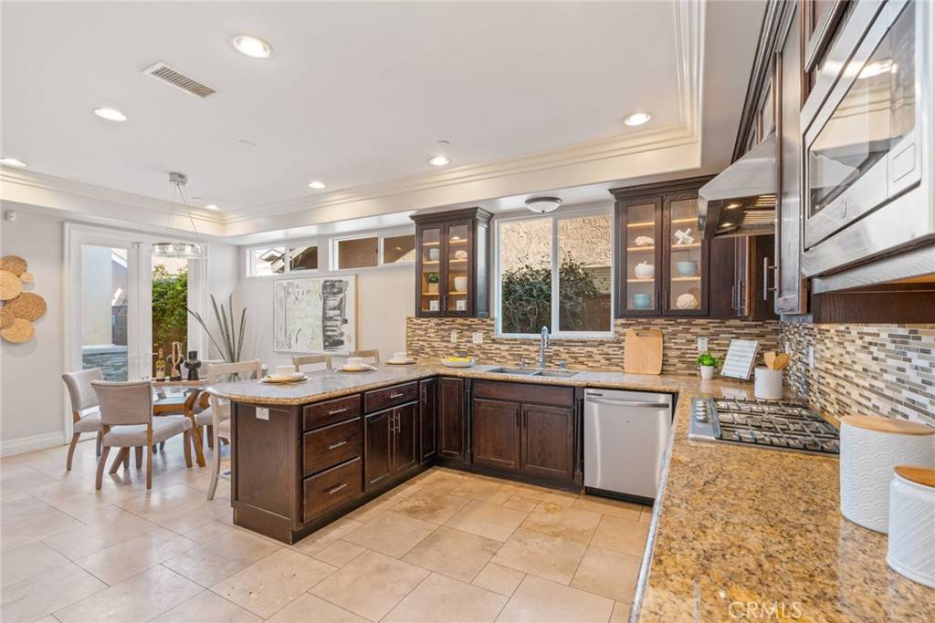 Huntington Beach, CA 92648,519 13TH ST