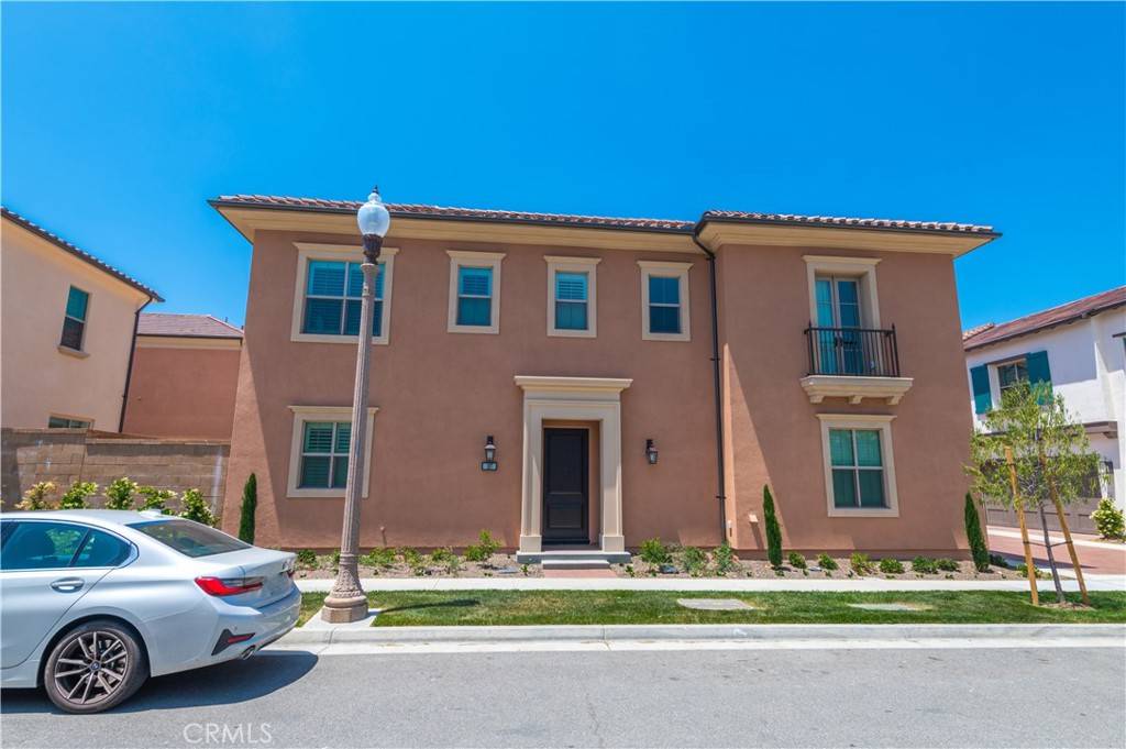 Irvine, CA 92618,107 Petunia