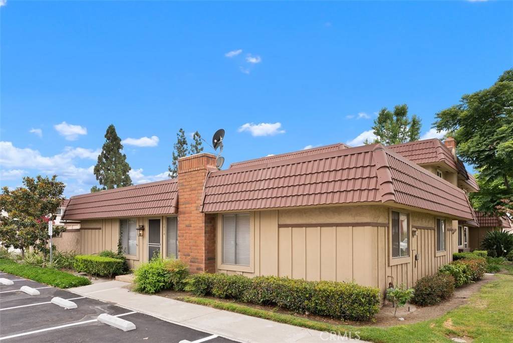 Cypress, CA 90630,6814 Southampton DR