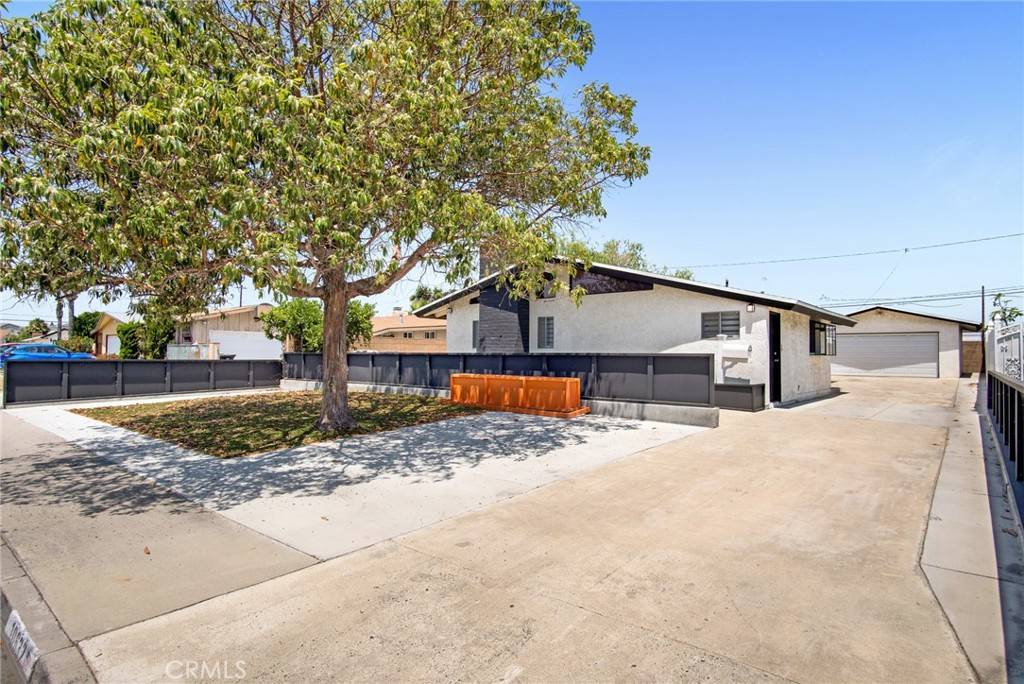 Anaheim, CA 92804,10632 Larry DR