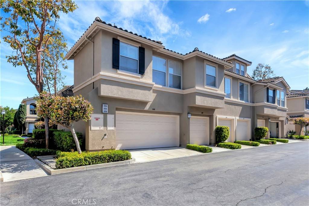 Irvine, CA 92618,1605 Elk Grove