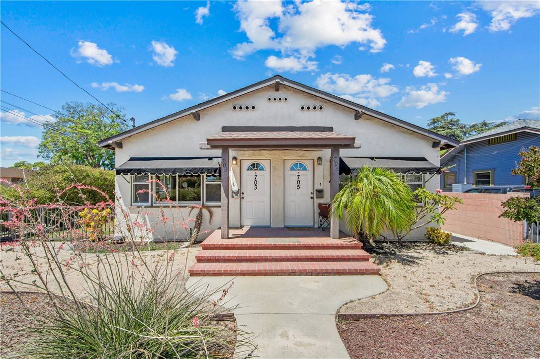 Orange, CA 92867,703 E Walnut AVE