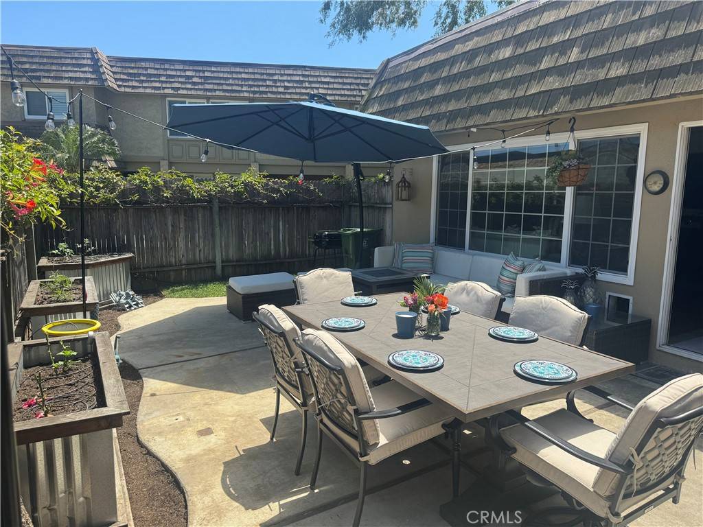 Fountain Valley, CA 92708,10270 Durango River CT