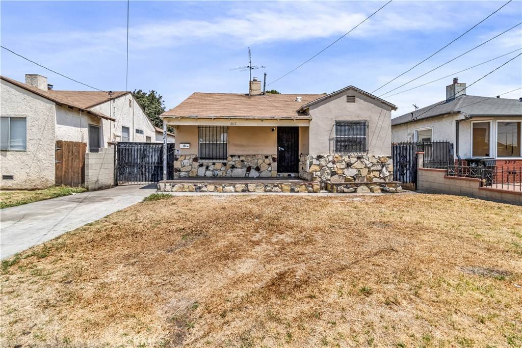 Inglewood, CA 90303,3317 W 112th ST
