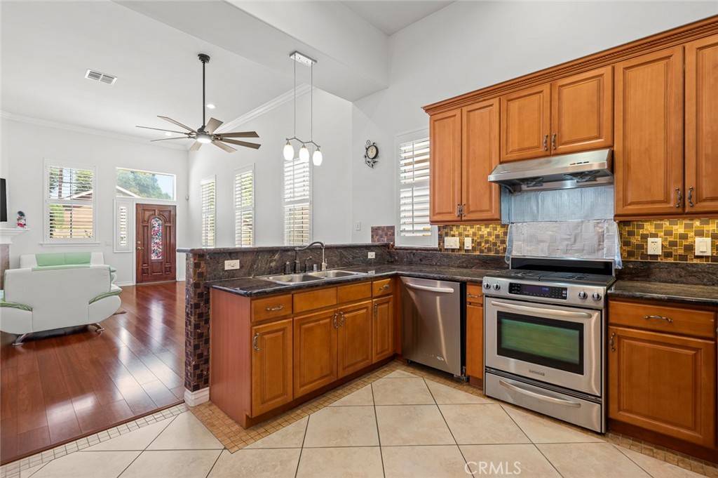 Temple City, CA 91780,5517 Welland AVE #B