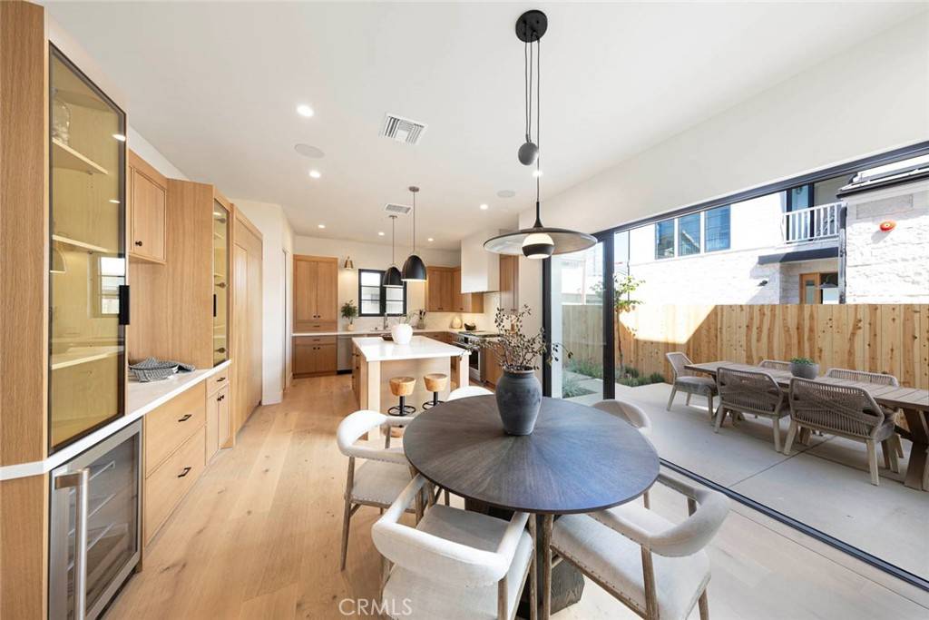 Costa Mesa, CA 92627,1592 Redlands PL