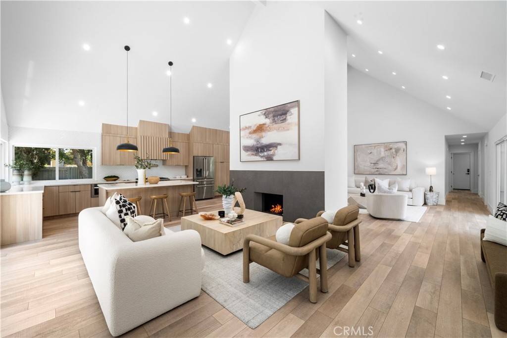 Irvine, CA 92612,4421 Pinyon Tree LN