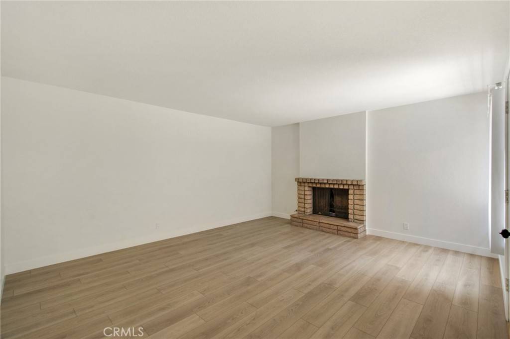 Fullerton, CA 92835,1413 Vista Grande #122