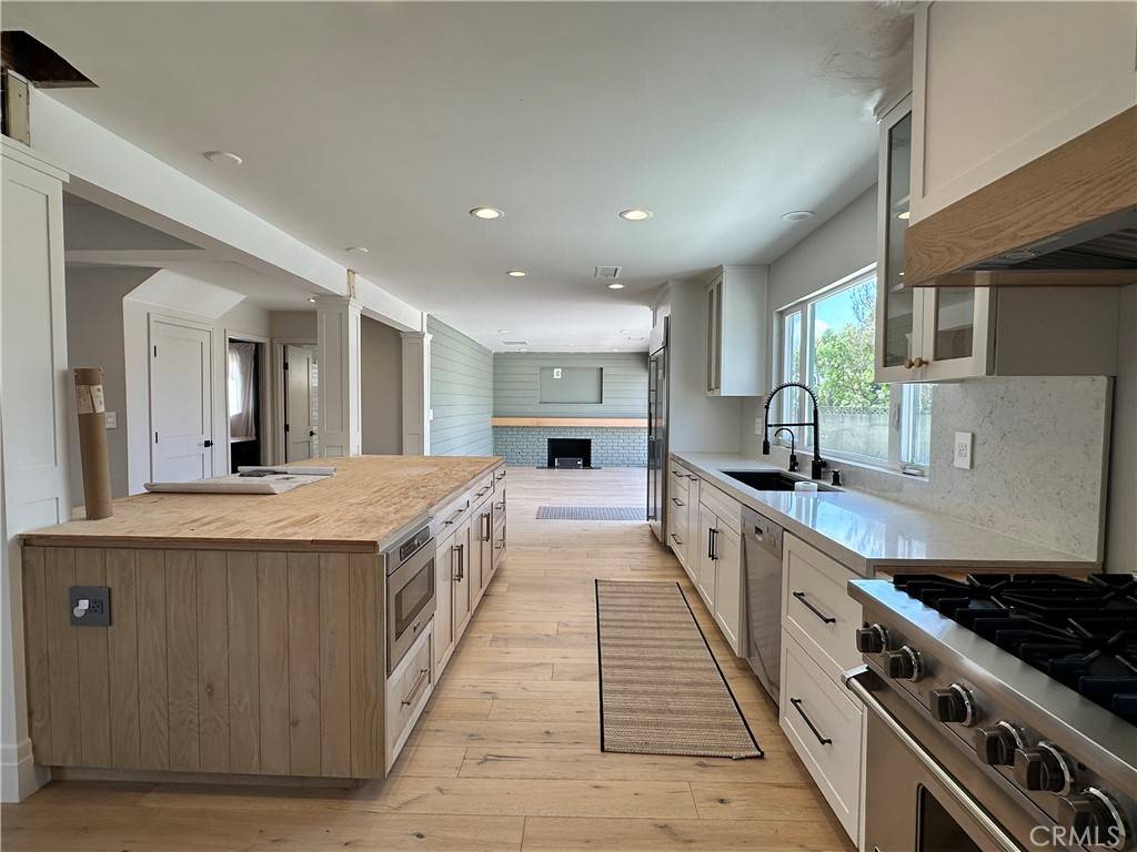 Mission Viejo, CA 92691,24611 Spadra LN