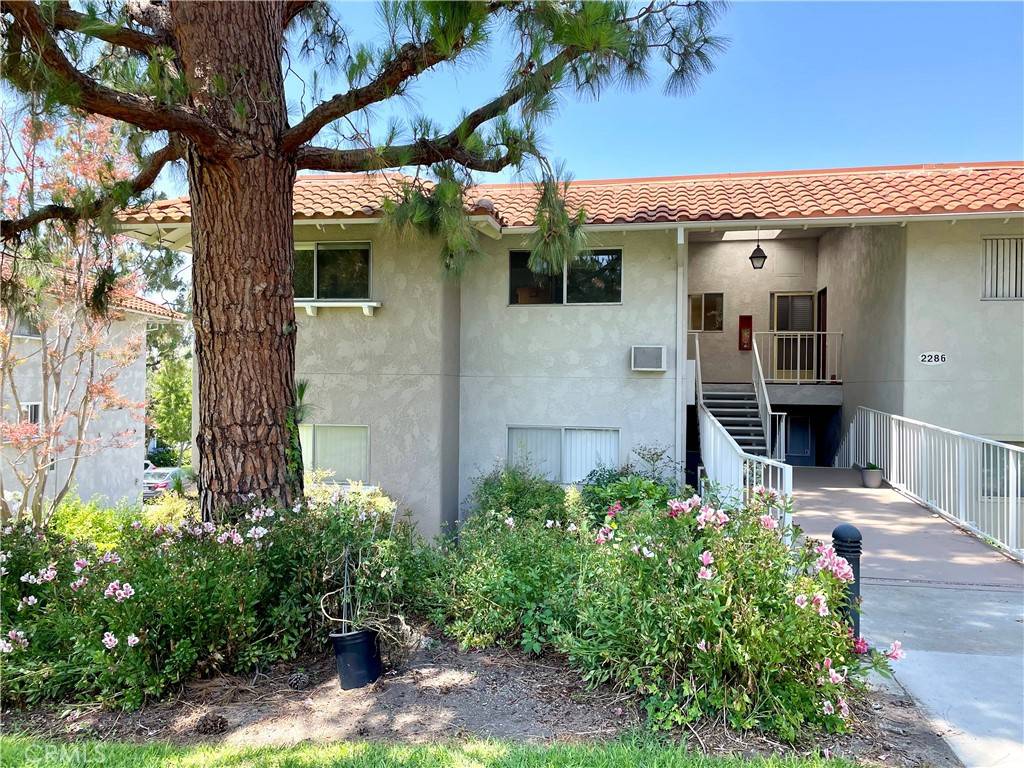 Laguna Woods, CA 92637,2286 Via Puerta #N