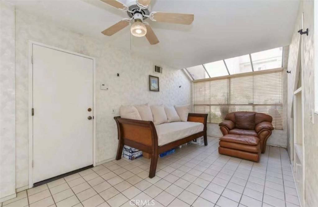 Irvine, CA 92614,43 Almador