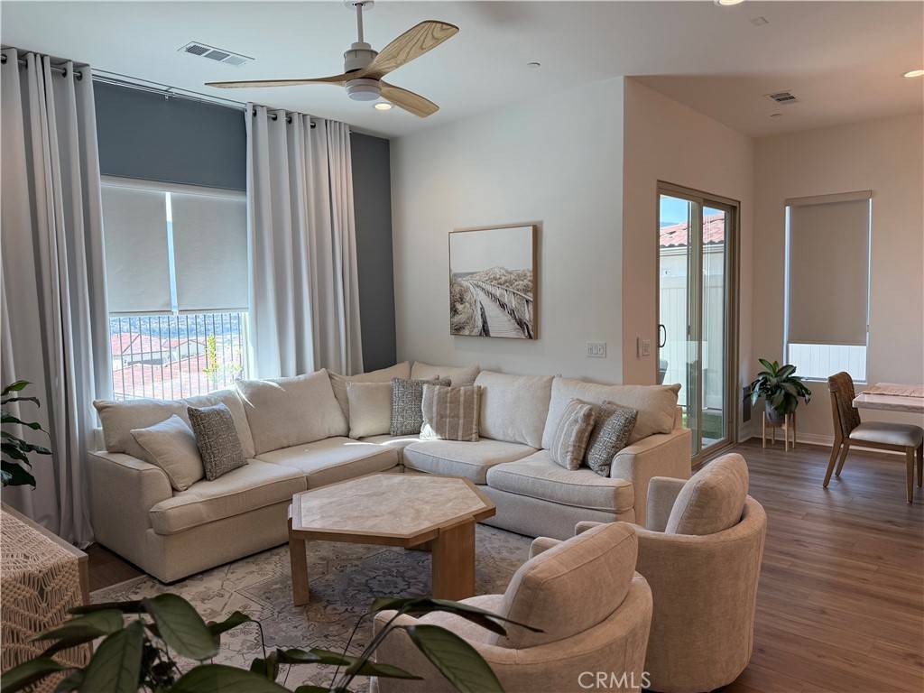 Corona, CA 92883,11907 Greenpeak ST