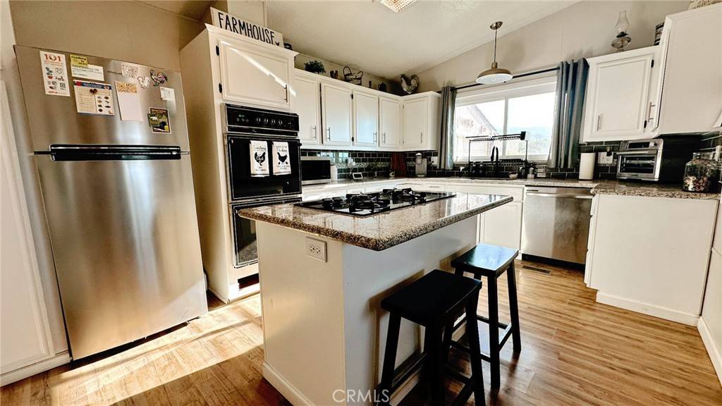 Pinon Hills, CA 92372,2033 Hollister RD