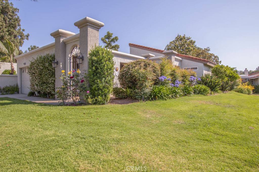 Laguna Woods, CA 92637,5521 Via La Mesa #C