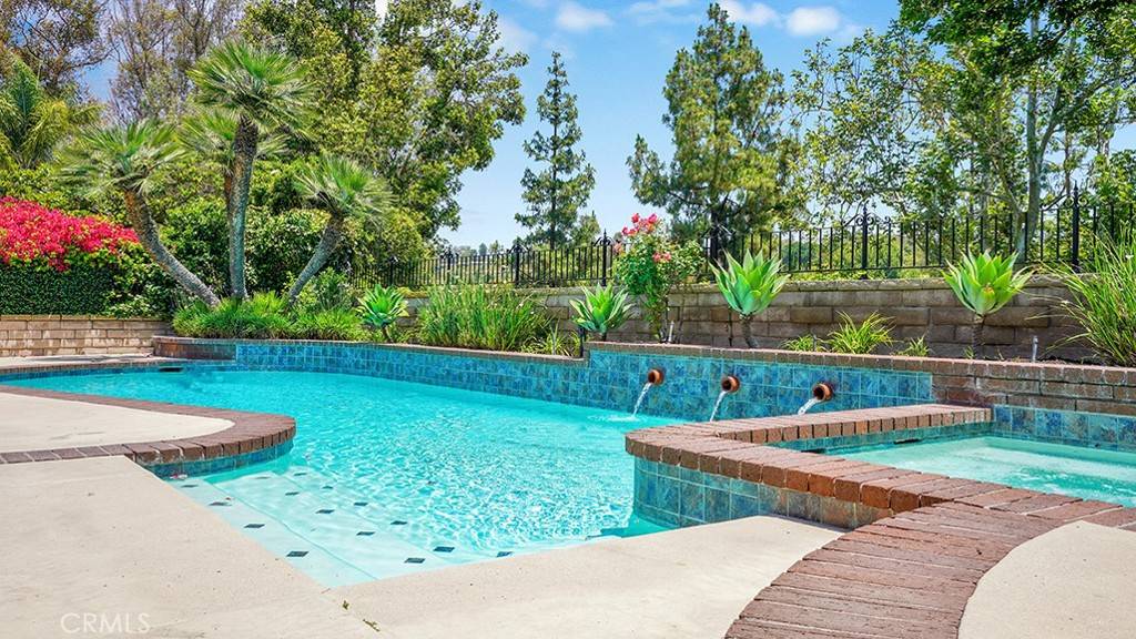 Mission Viejo, CA 92691,23782 Lagarto