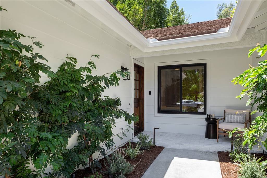 Laguna Hills, CA 92653,25111 Buckboard LN