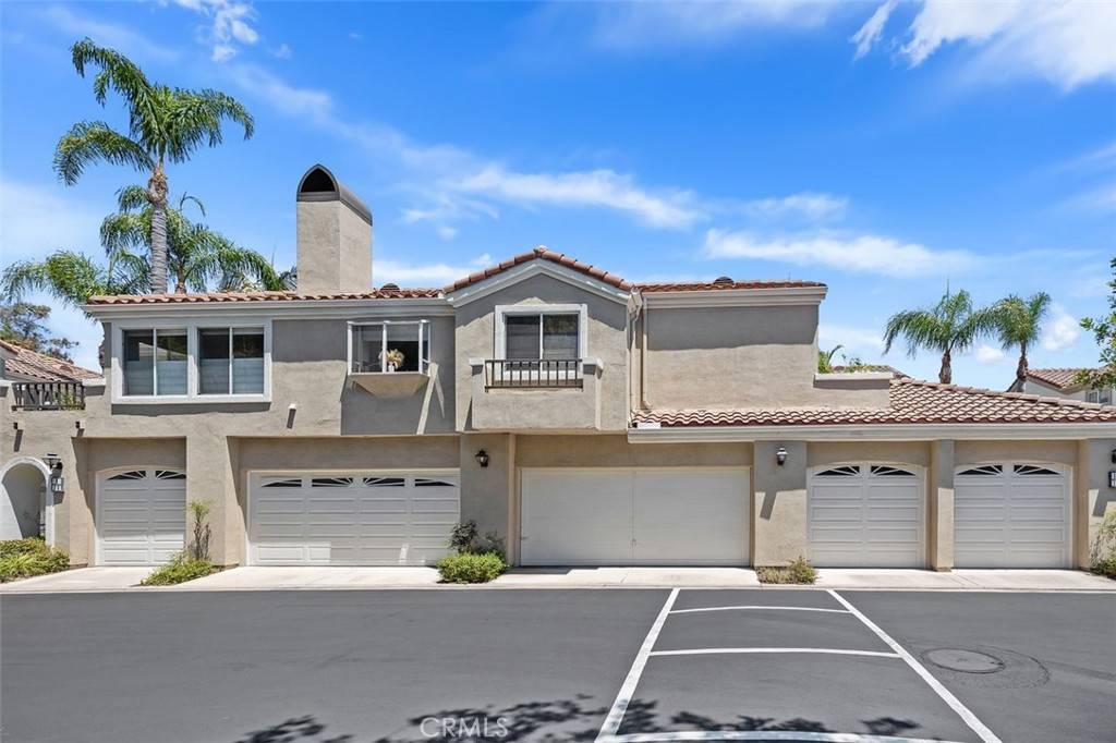 Aliso Viejo, CA 92656,14 Pamplona