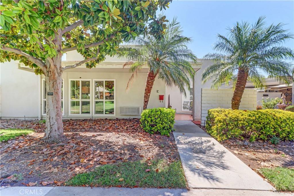 Laguna Woods, CA 92637,2049 Via Mariposa East #E