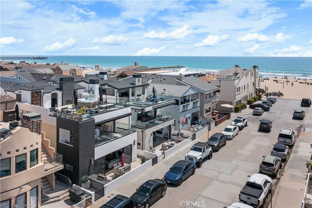 Newport Beach, CA 92663,112 30th ST