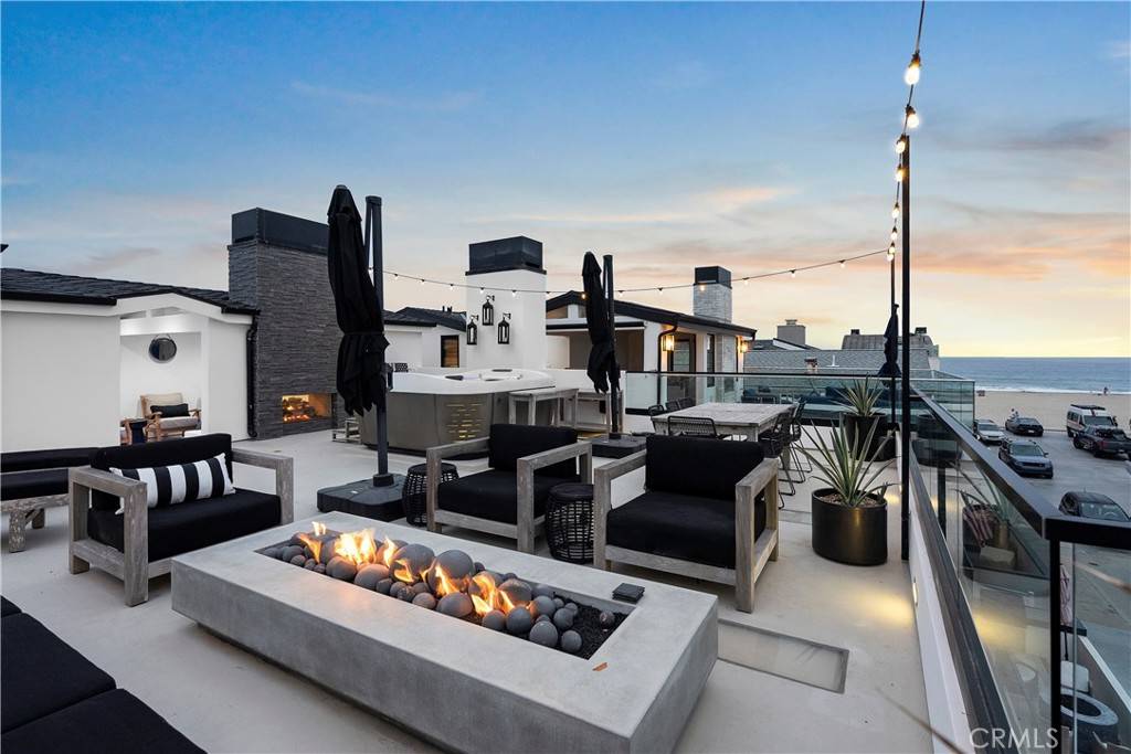 Newport Beach, CA 92663,112 30th ST