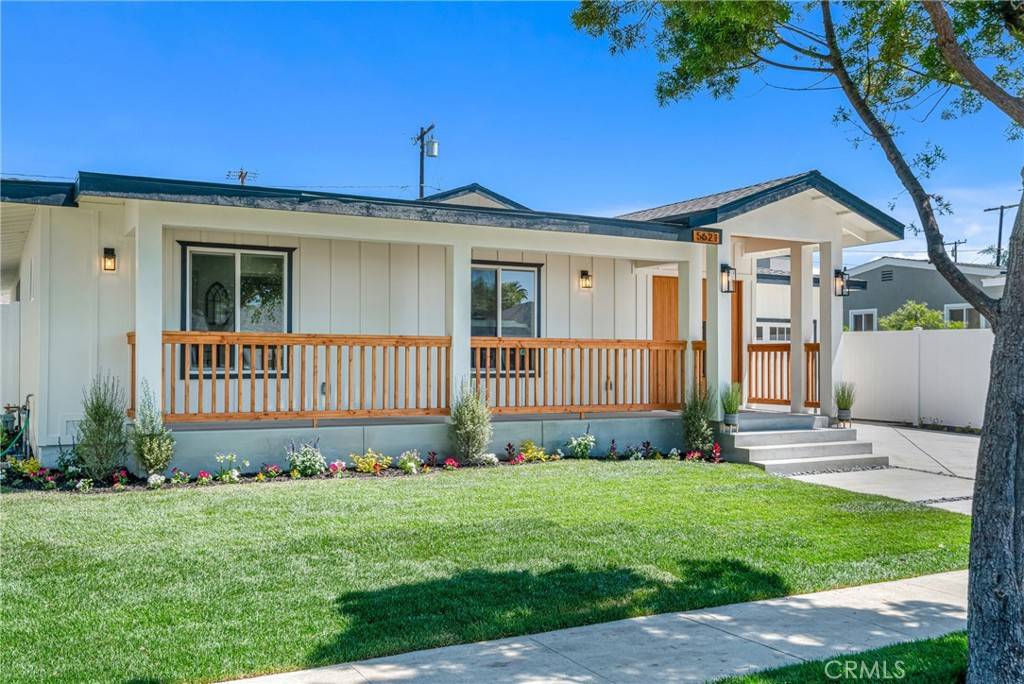Long Beach, CA 90808,5621 E Carita ST