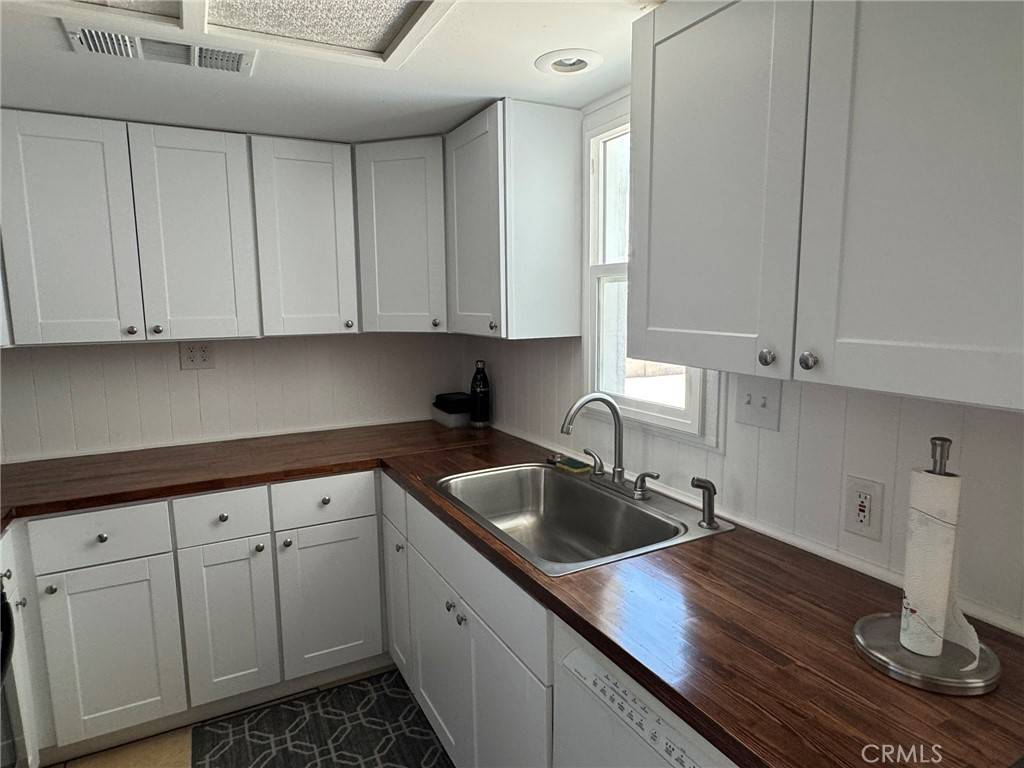 Ridgecrest, CA 93555,253 W French AVE