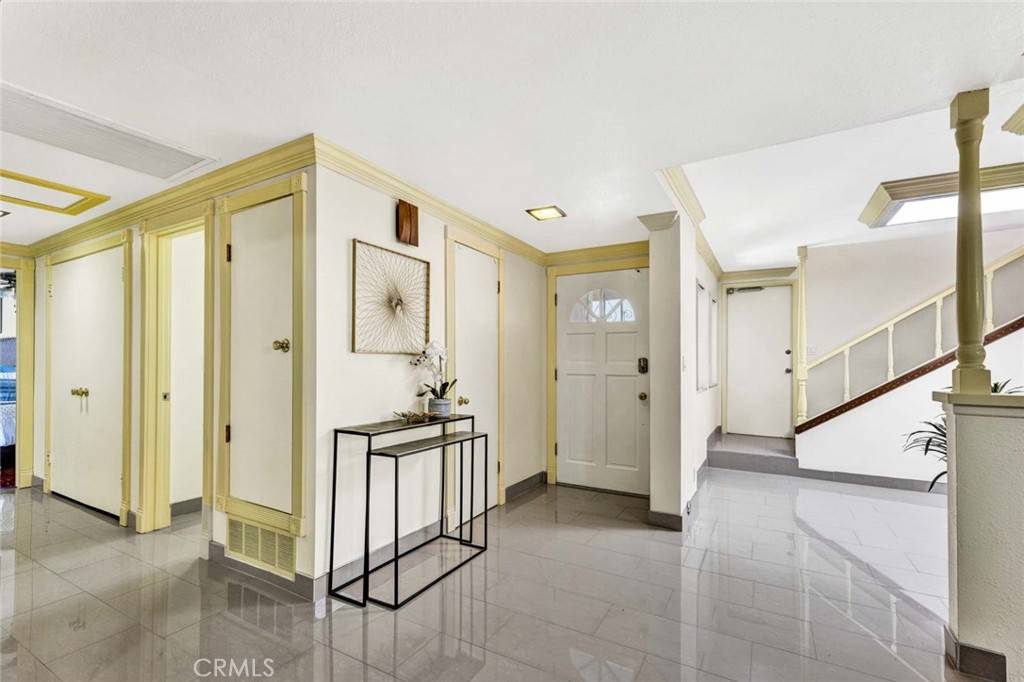 Fountain Valley, CA 92708,10449 Margarita AVE