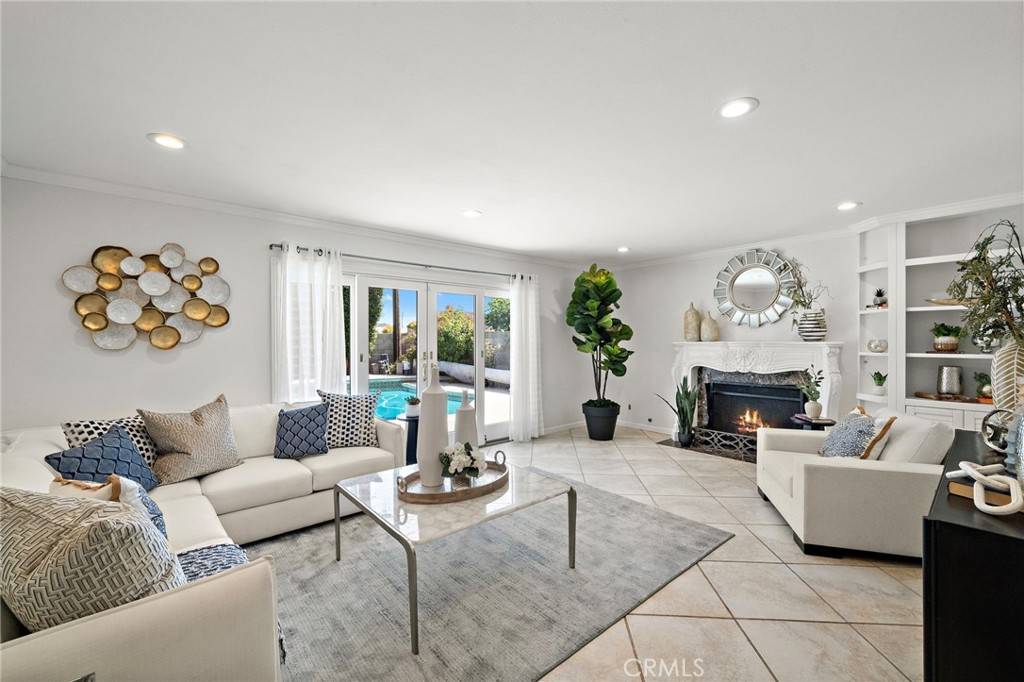 Fountain Valley, CA 92708,9168 El Azul Circle