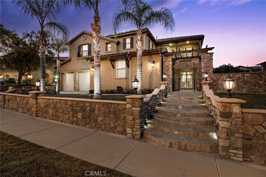 Corona, CA 92883,8120 Sunset Rose DR