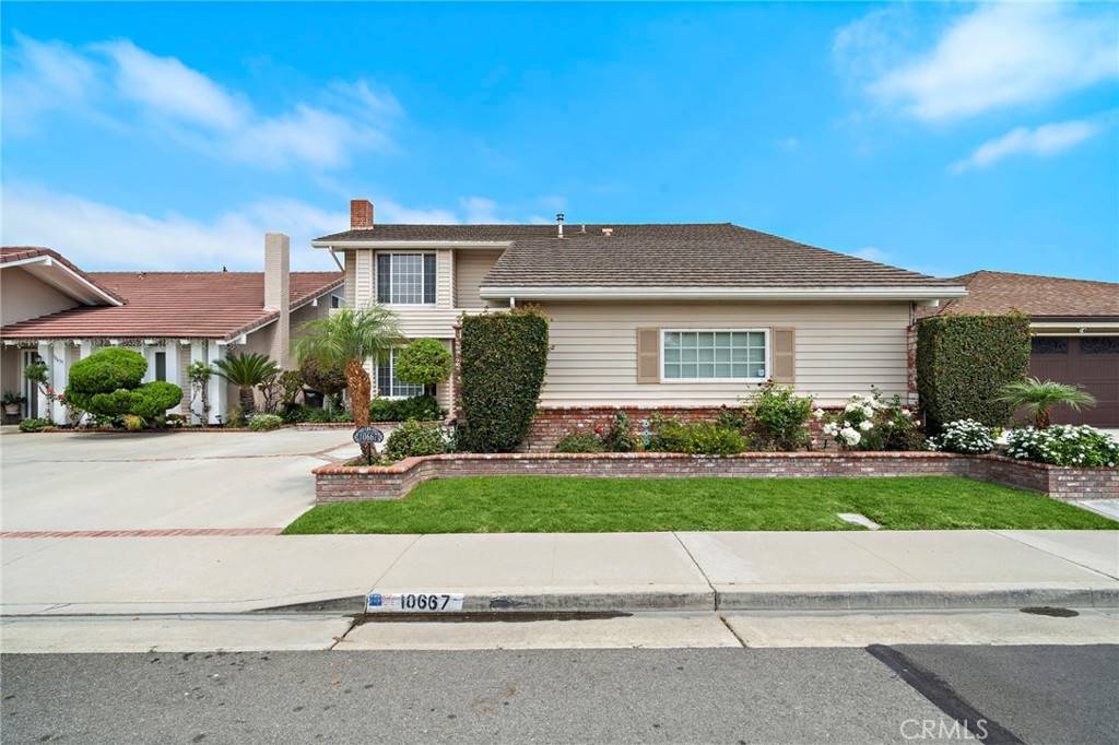 Fountain Valley, CA 92708,10667 La Bahia Avenue
