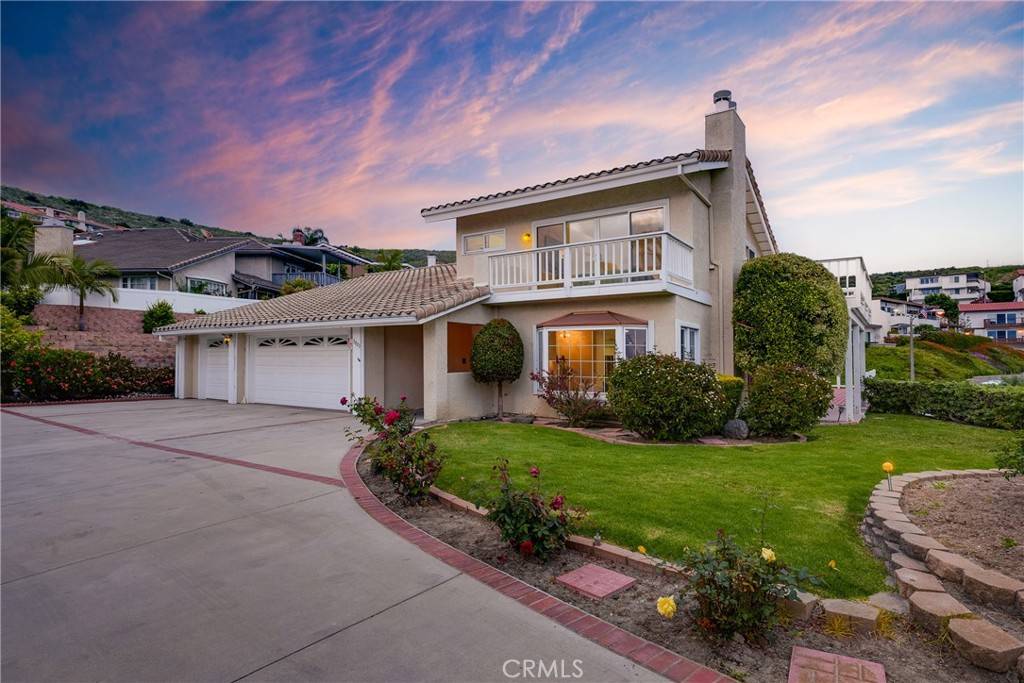 San Clemente, CA 92673,3823 Via Manzana