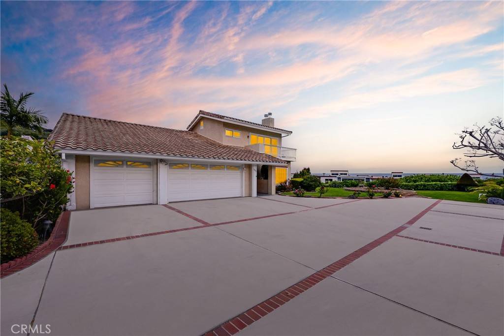 San Clemente, CA 92673,3823 Via Manzana