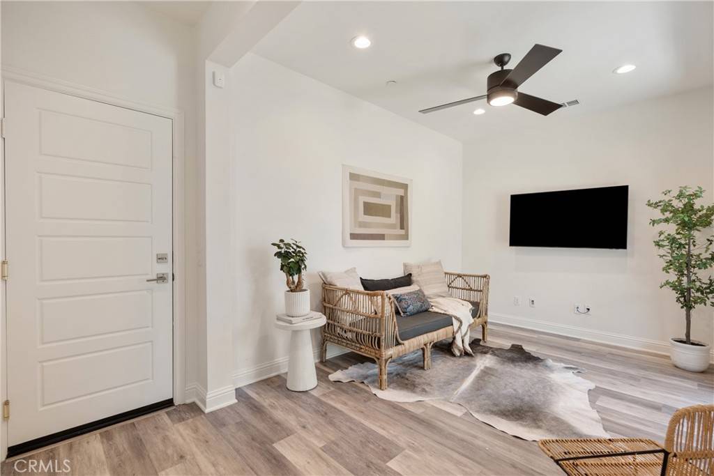 Irvine, CA 92614,161 Steely
